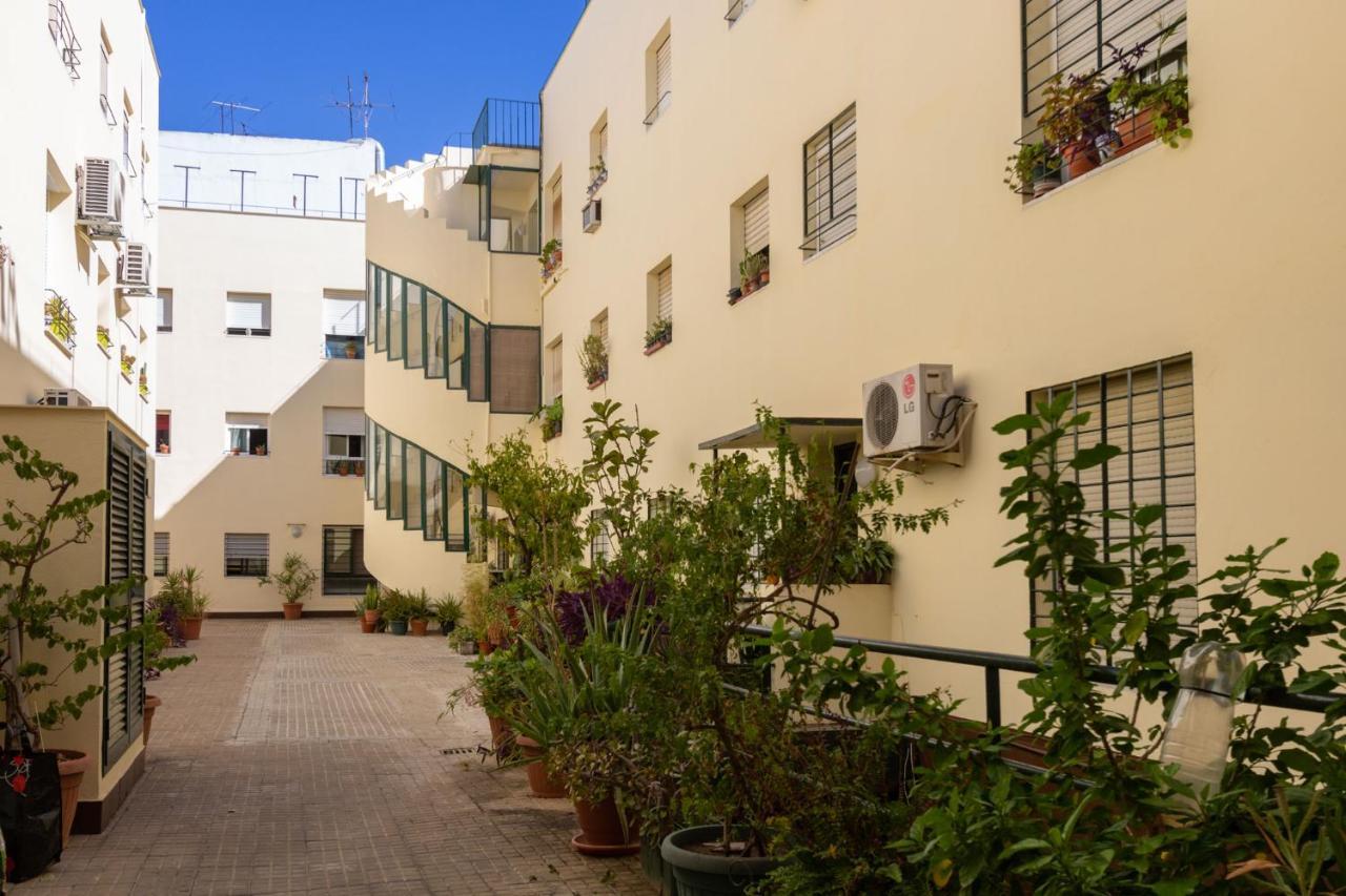 Colours Apartment And Garage Historical Center 4 Pax Seville Exterior photo